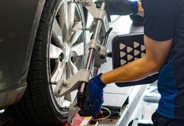 The Role of Wheel Alignment in Prolonging Tire Life